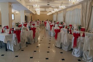 Чохол атласний + бант на стілець